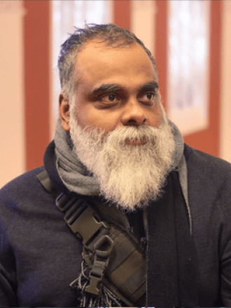 Суреш Эрият (Индия)